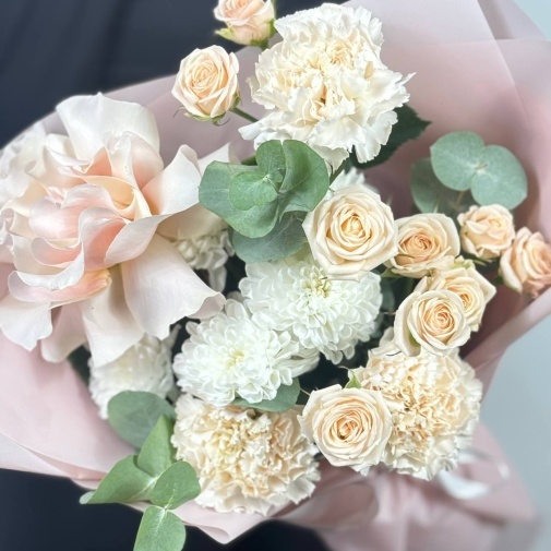 Pink Silk - image of a bouquet 3