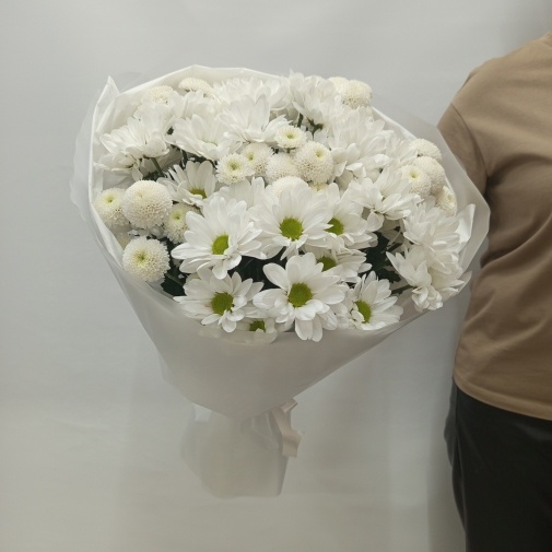 Bouquet of 11 bush chrysanthemums