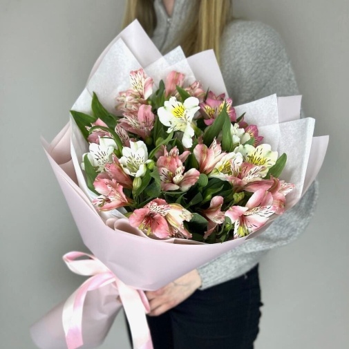 Mono Alstroemeria (9 pcs) - image of a bouquet 4