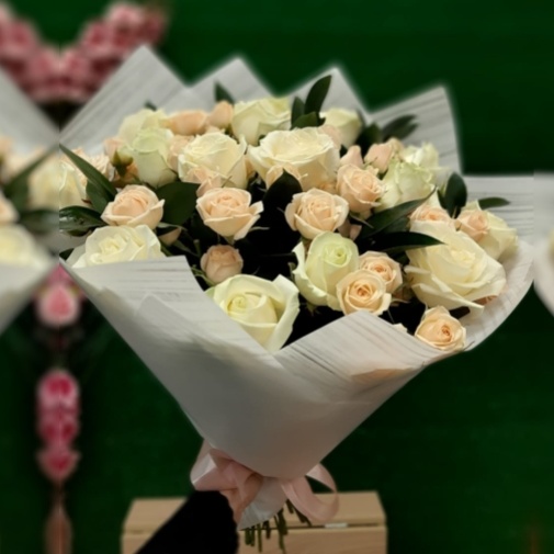 Gentle compliment - image of a bouquet 2