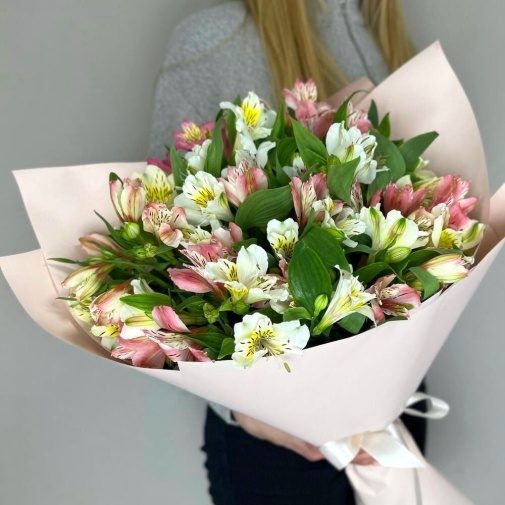 Mono Alstroemeria (19 pcs) - image of a bouquet 2