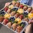 Bouquet XL Ассорти в молочном шоколаде "Berry Kingdom с манго" (клубника, голубика, манго)